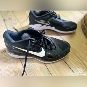 Nike Vapor Pro Sneaker Men’s Sz 6 Women’s  8